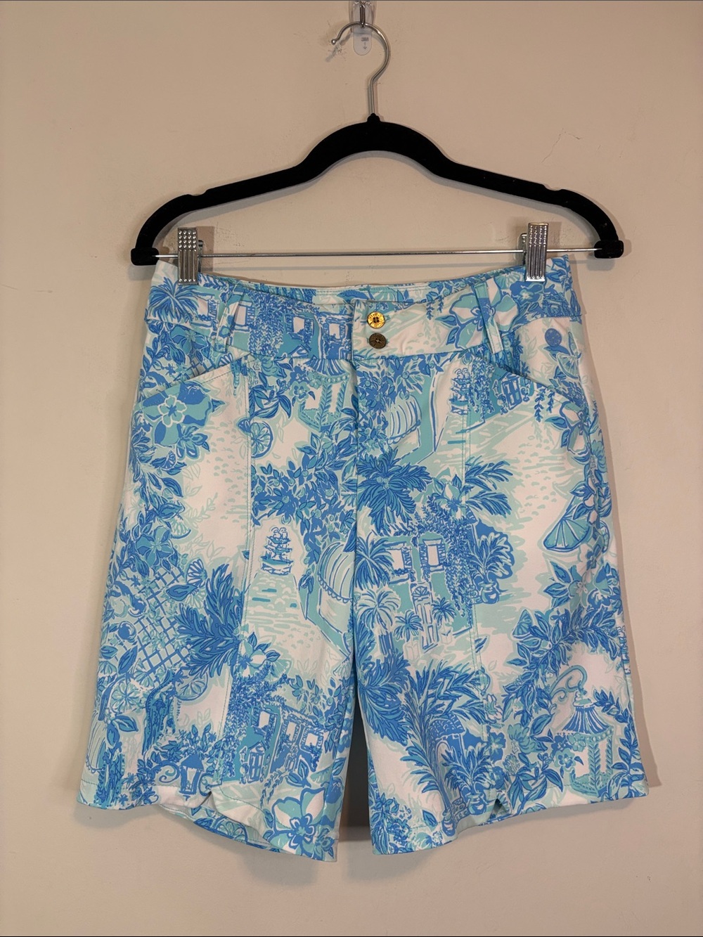Lilly Pulitzer Luxletic Bettina Bermuda Golf Shorts "Toile Me About It" Print 6